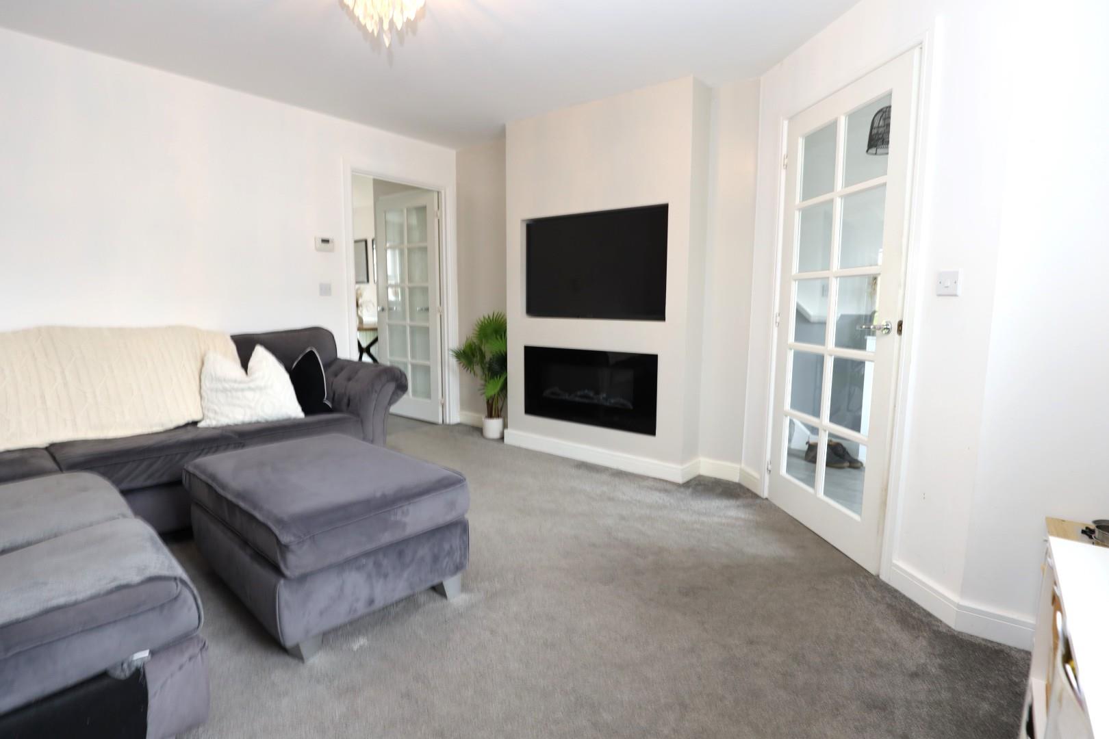 18 Cae Ffynnon, Cowbridge, Vale of Glamorgan, CF71 7FJ